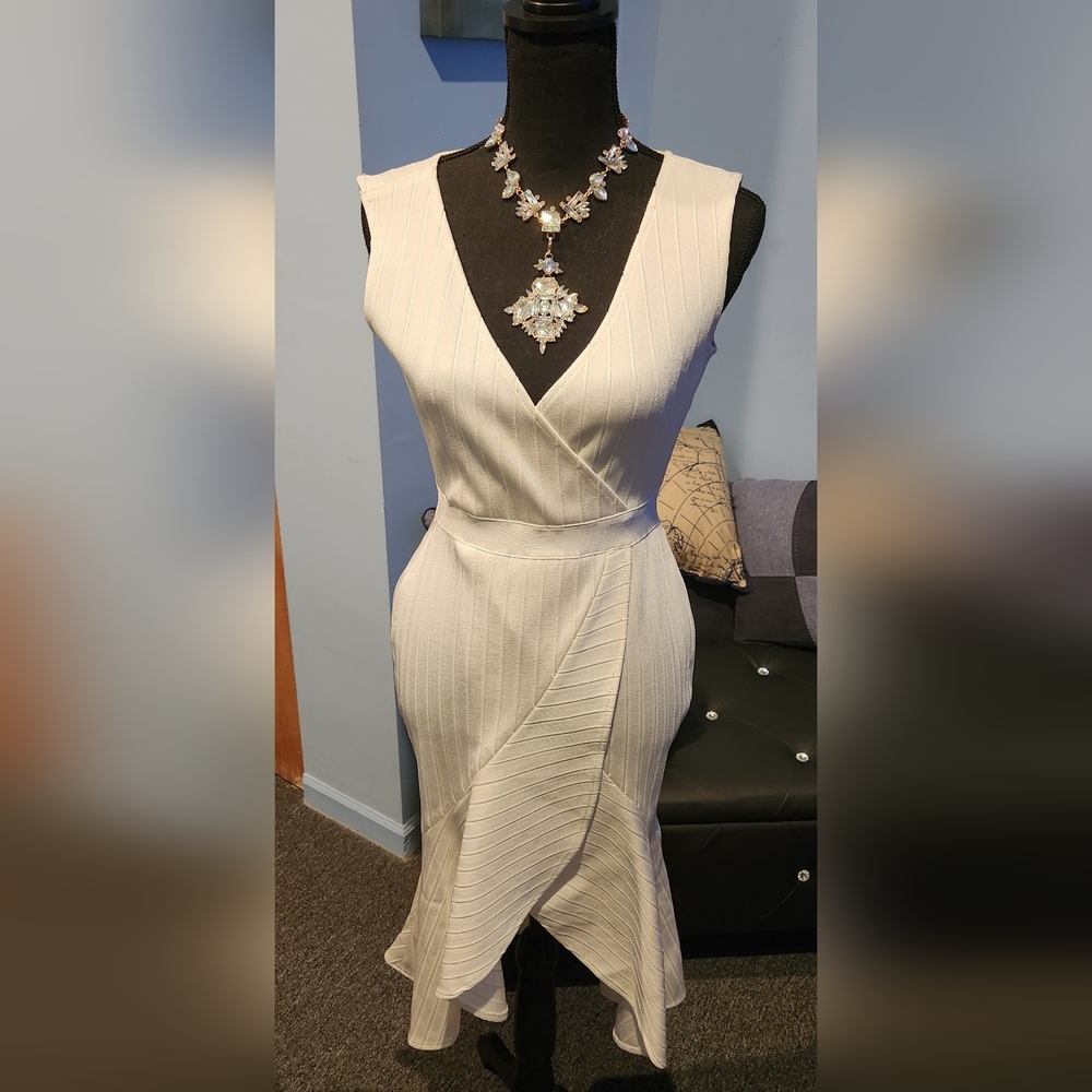 🔥V Neck Sleeveless Striped Bandage Dress with Ruffle👗👠💄